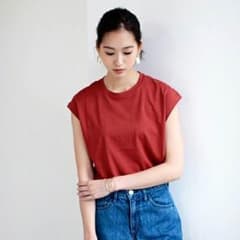 今季 AZUL BY MOUSSY フレンチスリーブTのサムネイル
