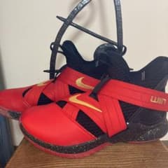 NIKE ナイキID バスケットシューズ　特価‼︎のサムネイル