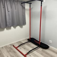 HAIGE ぶら下がり健康器 赤黒 HAIGE ぶら下がり健康器 赤黒 - メルカリ