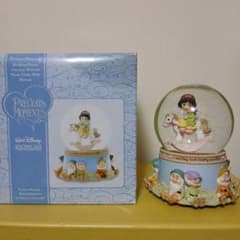 プレシャスモーメントDisney  White スノードーム オルゴール プレシャスモーメントDisney Snow White スノードーム オルゴール