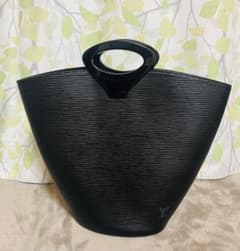 LOUIS VUITTON 正規品ノクタンブル エピ ノワール ハンドバッグのサムネイル