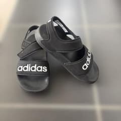 adidas 19㎝　サンダル ブラックのサムネイル