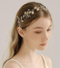 ウェディング　アクセサリー　ヘアアクセサリー　ベッドバンド　結婚式　お呼ばれのサムネイル