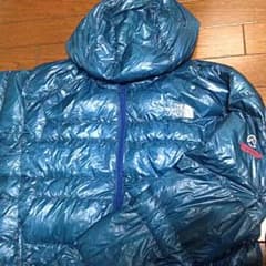 THE NORTH FACE ダウンジャケットのサムネイル