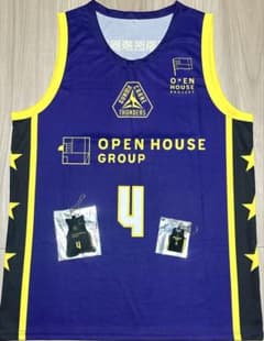 群馬クレインサンダーズ トレイジョーンズ ユニフォーム等グッズ3点