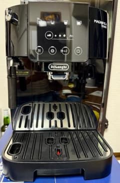 美品】2024年モデル 日本デロンギ マグニフィカスタート ECAM22022