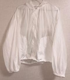 GU UVカットシアーパーカー Mサイズのサムネイル