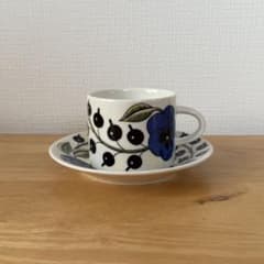 ARABIA パラティッシParatiisi カップ&ソーサー180ml 旧ロゴ - メルカリ