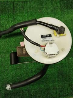 UCF30.TOYOTA Celsior 燃料ポンプ 77020-50030のサムネイル