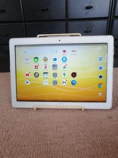 ドコモd-01K /MediaPad M3 Lite 10 Wp Goldのサムネイル