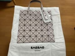 BAOBAOバオバオ ISSEY MIYAKEイッセイミヤケ トートバッグのサムネイル