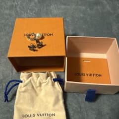 LOUIS VUITTON ルイヴィトン M02226 LV モザイク メタル ピアス 