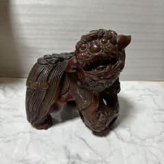 木製 獅子像 置物 レトロシーサー 木製獅子彫刻 置物 シーサー 沖縄 - メルカリ