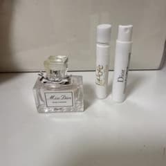 DIOR ミニ香水 サンプル セット - メルカリ