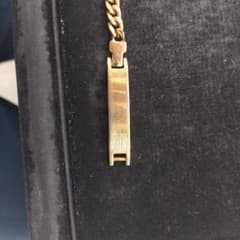 GIVENCHY ゴールドカラー チェーンブレスレットのサムネイル