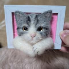 羊毛フェルト　⭐︎シーサー⭐︎猫さんズ。 羊毛フェルト 枠猫 サバシロ - メルカリ