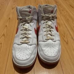 Nike ハイカットスニーカー ホワイト/レッドのサムネイル