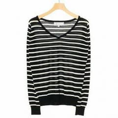 新品タグ付き！★ロペピクニック★黒白VネックボーダーニットＭのサムネイル
