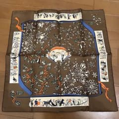 エルメス カレ45 去年の雪 Neige d'Antan スカーフ ガヴロッシュ エルメス カレ45 去年の雪 Neige d'Antan スカーフ ガヴロッシュ