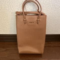FURLA エッセンシャル ミニ ヴァーティカル クロスボディ ベージュ 