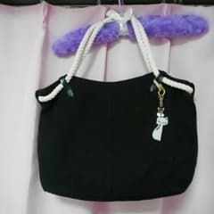 未使用  agnes b.  バッグ  猫チャーム付き♡のサムネイル