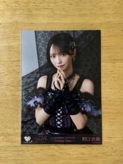 ま*と様 ＝LOVE イコラブ 野口衣織 生写真 黒衣装 チュウのサムネイル
