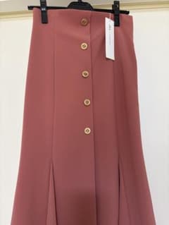 【未使用】JILL by JILLSTUART ボタン付きピンクタイトスカートのサムネイル