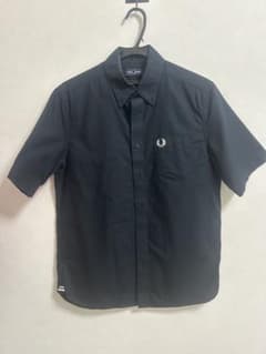 FRED PERRY 半袖シャツ ネイビー Mサイズのサムネイル