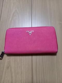 PRADA ピンク サフィアーノレザー 長財布 - メルカリ