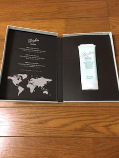 シズカゲル<薬用美白ゲル60g>のサムネイル