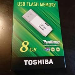 ☆みぁ☆様専用    ☆送料込☆  USB  8GBのサムネイル