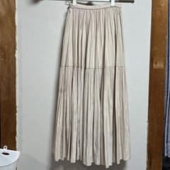ベージュ プリーツ ロングスカートのサムネイル