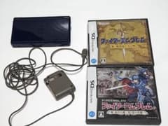 ニンテンドーDSとファイアーエムブレム2本セットのサムネイル