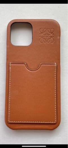 LOEWEロゴ入り　iPhone12  12Proケースのサムネイル