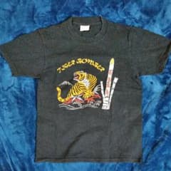 スカTシャツのサムネイル