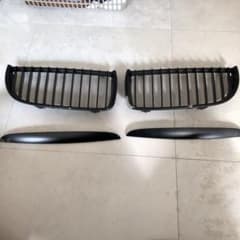BMW E90 グリルのサムネイル