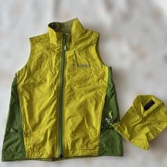 mont-bell キッズ　100 ベスト 収納袋付きのサムネイル