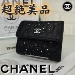 【A®︎*・゜即購入OK‼︎ さま用】シャネル　カメリア　三つ折り　2195 2018年秋冬 新作 CHANEL シャネル カメリア ココマーク No.5 ステッチ 小物