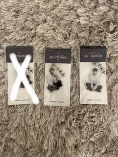 TOMORROW X TOGETHER アクリルキーホルダー【バラ売り可】のサムネイル