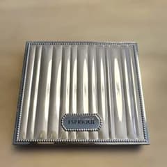 ESPRIQUE アイシャドウパレットのサムネイル