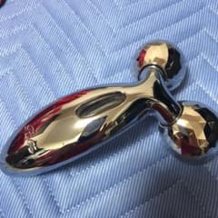美顔ローラー リファカラットのサムネイル