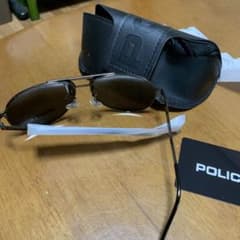 新品未使用　格安　ポリス　サングラスのサムネイル