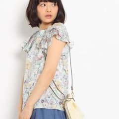 美品⭐︎アナトリエ⭐︎リバティ⭐︎ブラウスのサムネイル
