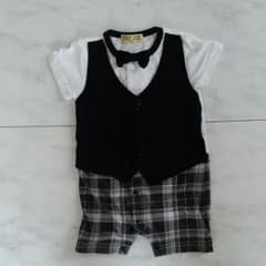 ベビーフォーマル服のサムネイル