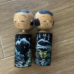 伝統的な木製こけし人形　骨董品のサムネイル