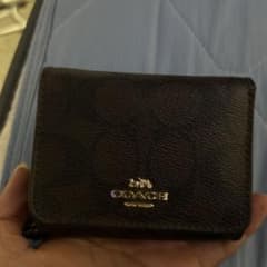COACH 二つ折り財布 黒のサムネイル
