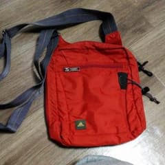 adidas☆ショルダーバッグのサムネイル