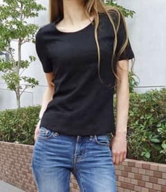 黒Tシャツのサムネイル