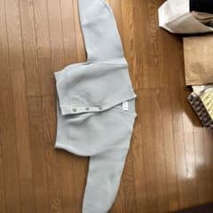 カーディガンのサムネイル