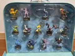 非売品 ポケモン フィギュア◇トランク付き13体 - メルカリ